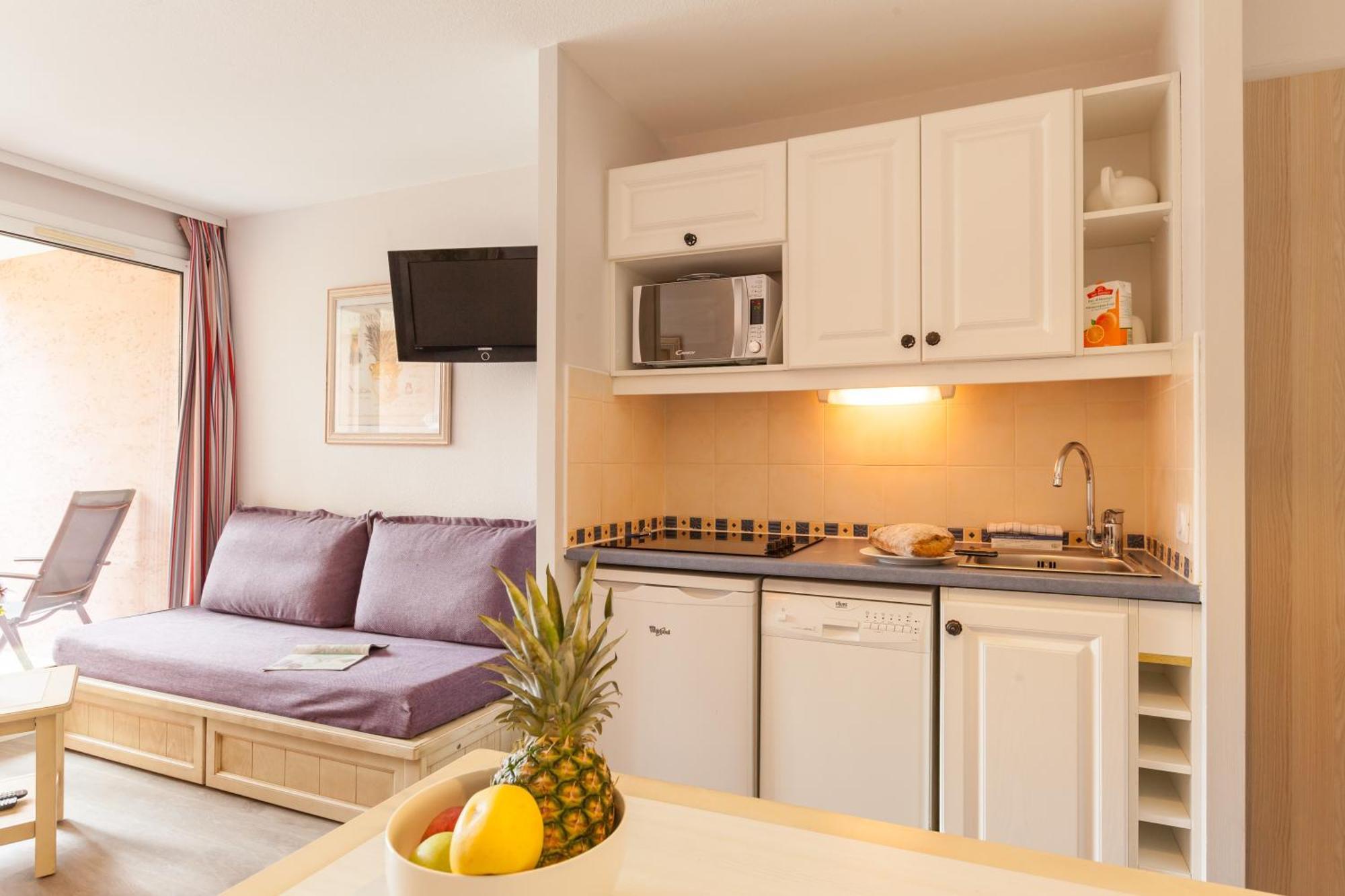 Residence Pierre & Vacances La Pinede Hyeres Exterior photo